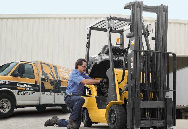 On-Site Forklift Technician in Florida