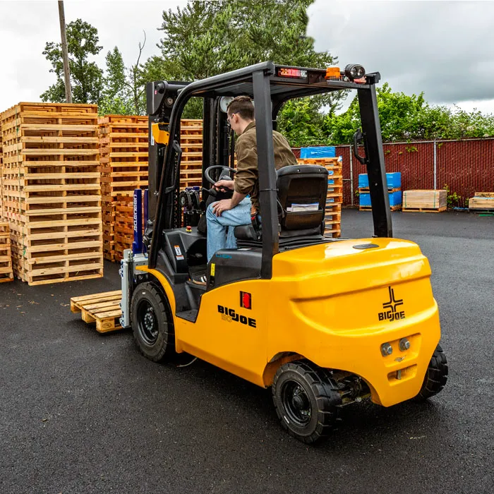 Big Joe LPE50S electric pneumatic counterbalance forklift loading pallets